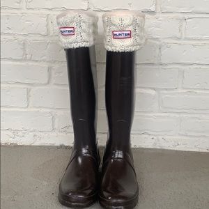 Hunter brown tall boots w/socks, 8